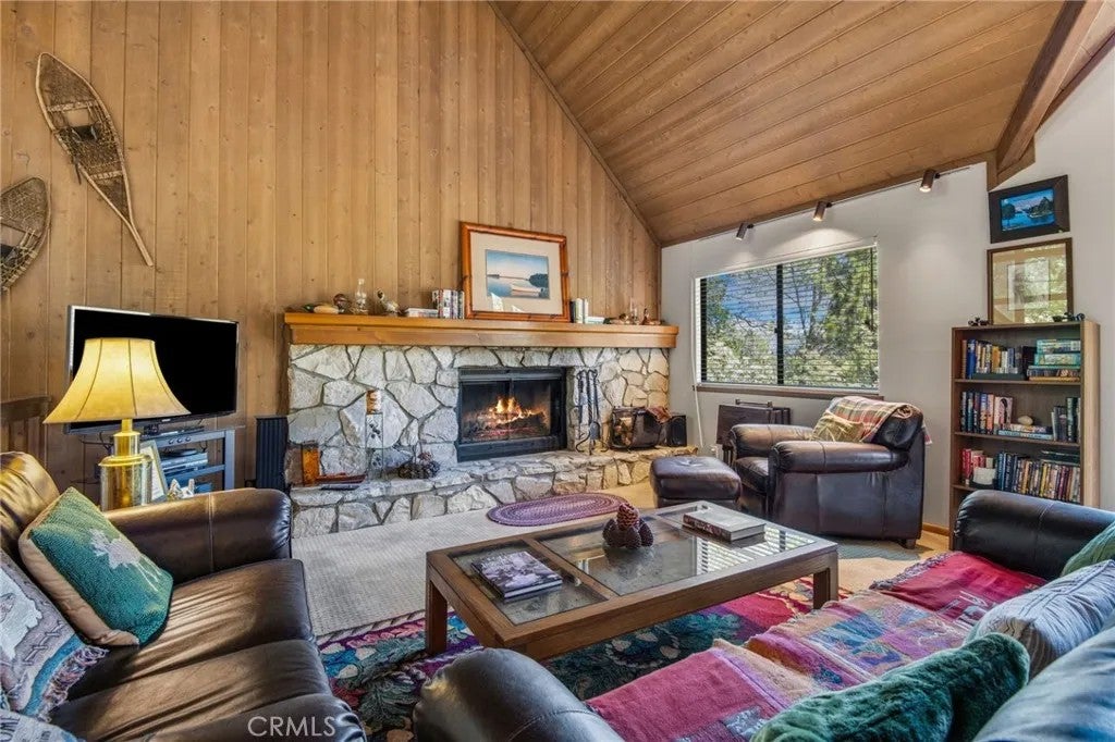 27403 Alpen Drive