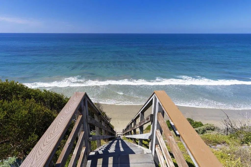 Photo of 1472 NEPTUNE Avenue, Encinitas, CA 92024 (MLS # NDP2603279)