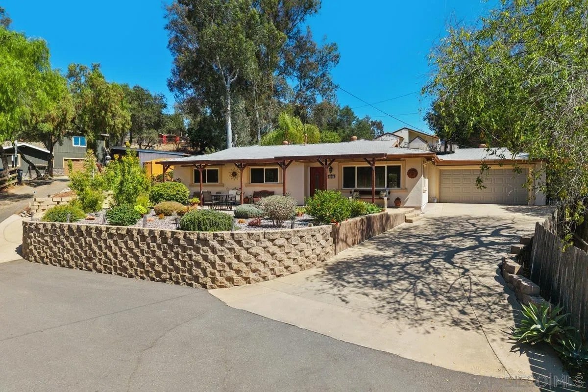13118 Ha Hana Rd