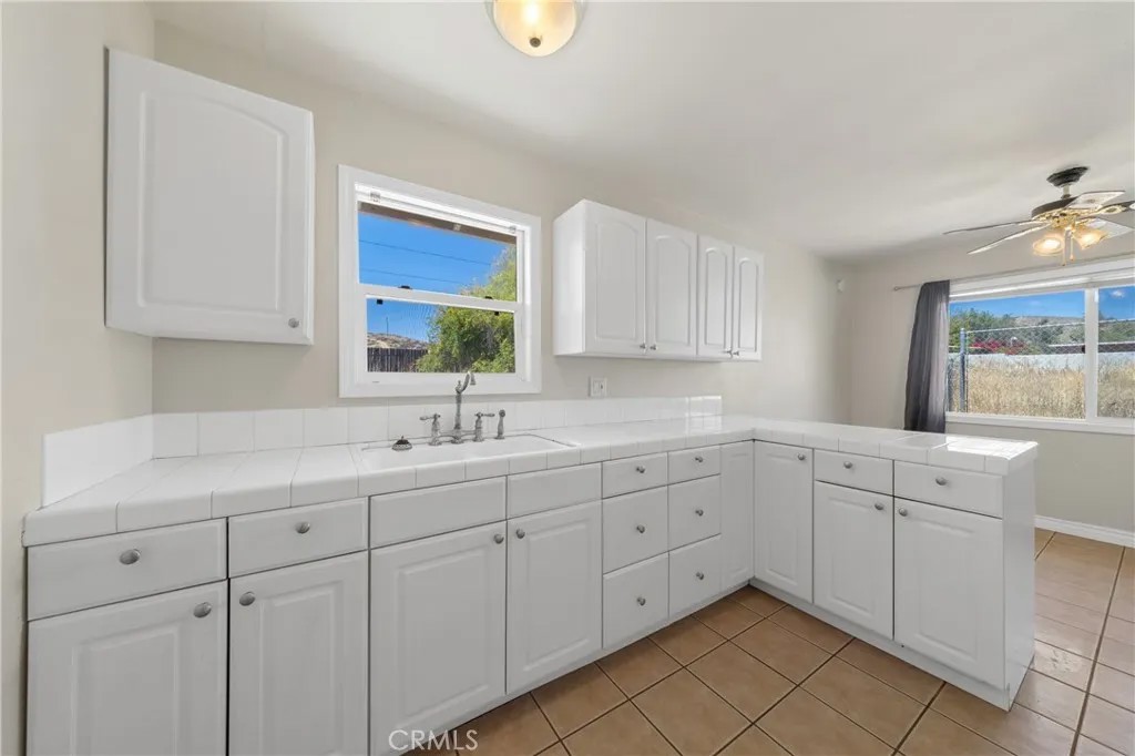 28967 Avenida Gaviota