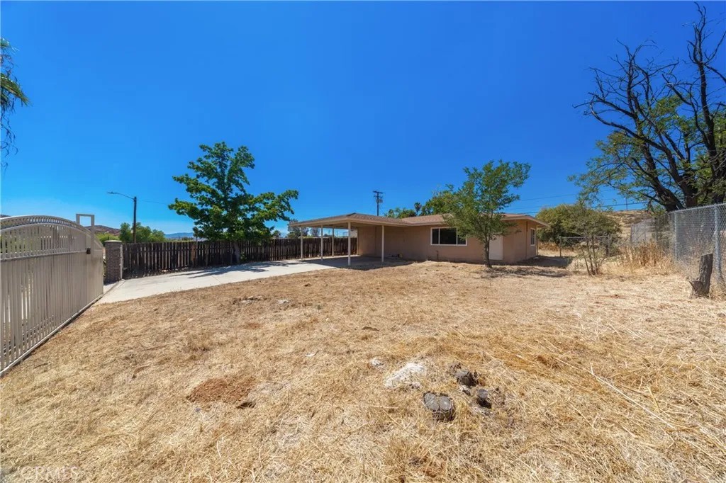 28967 Avenida Gaviota