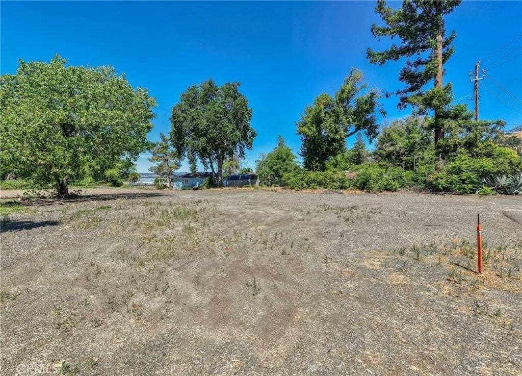 5905 E Highway 20