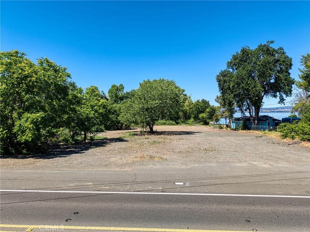 5905 E Highway 20