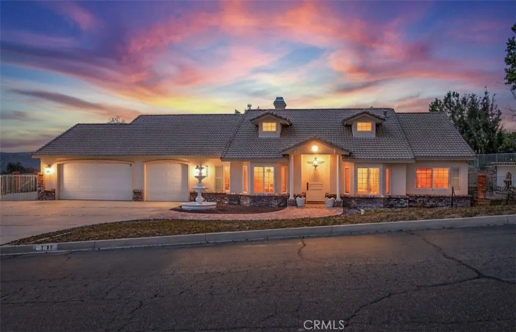 Photo of 3783 W Meyers Rd, San Bernardino, CA 92407 (MLS # IG26047760)