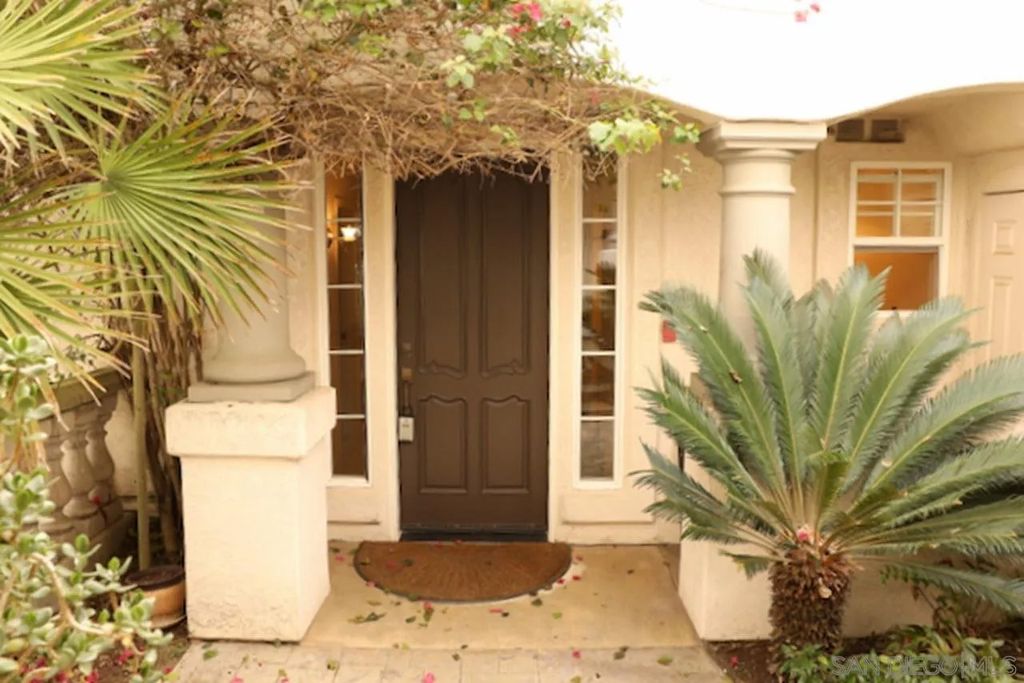 Photo of 2862 Torrey Pines Rd, La Jolla, CA 92037 (MLS # 260003312)