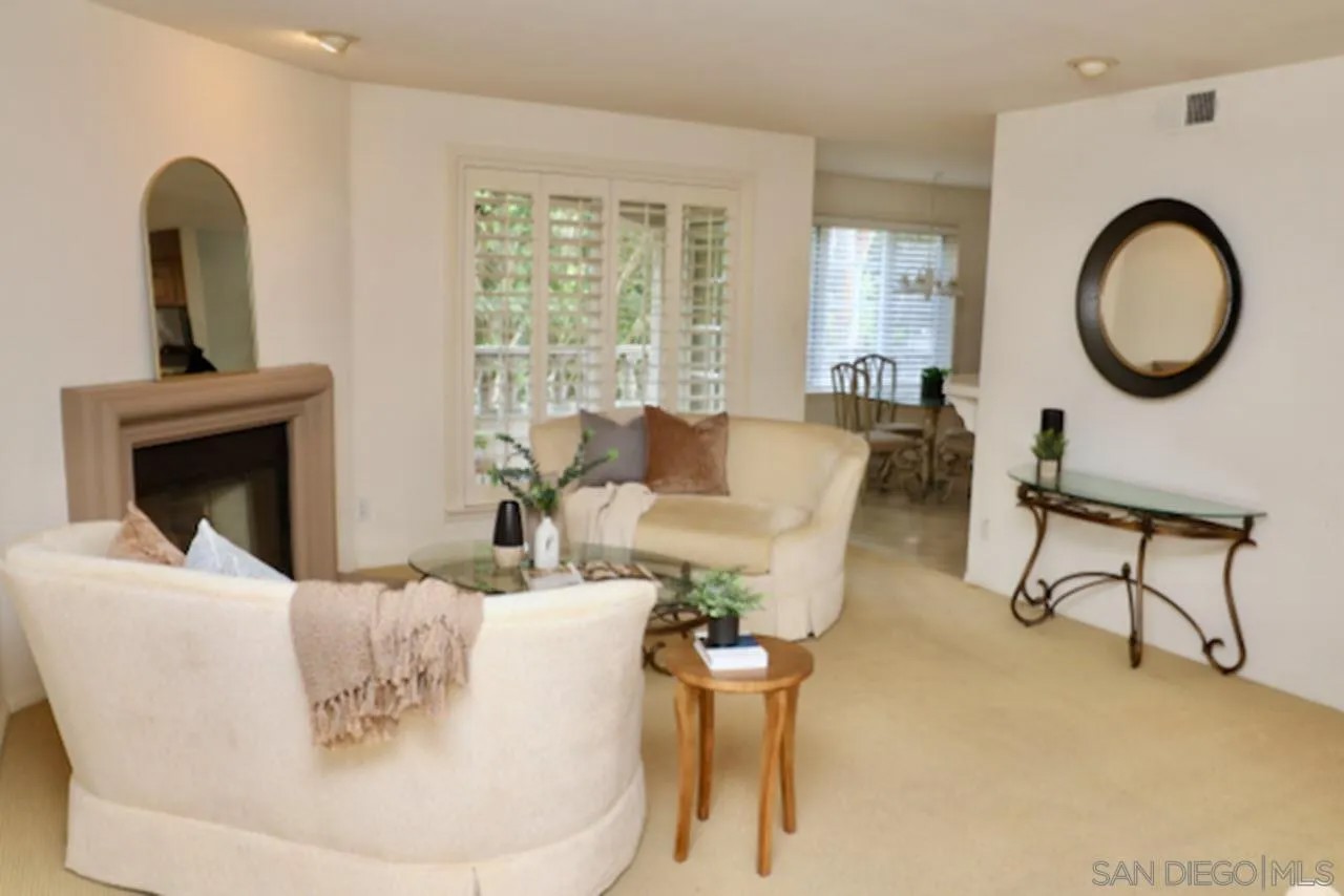 2862 Torrey Pines Rd