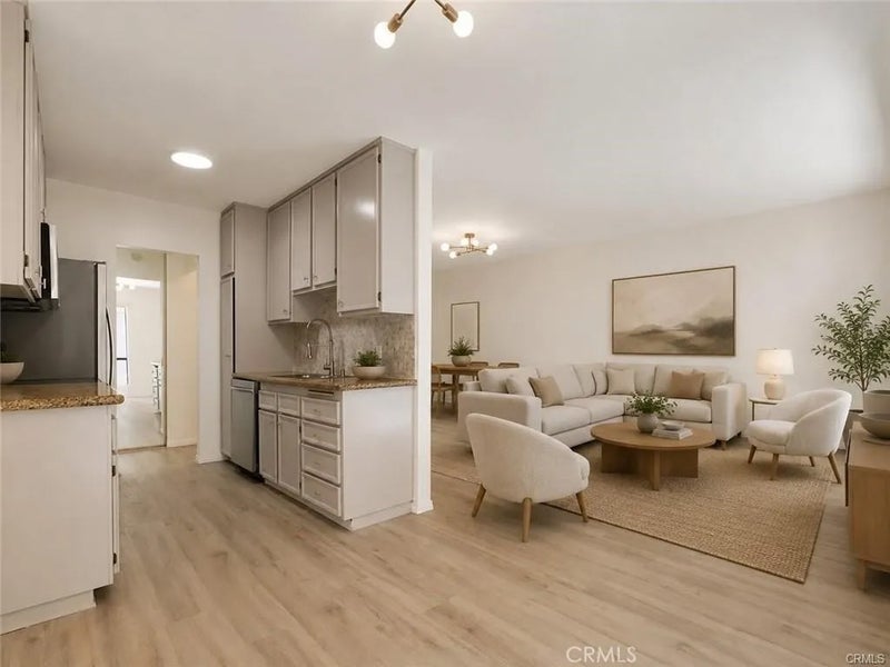 7300 Franklin Avenue 354