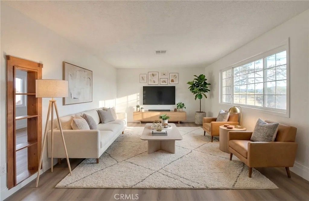 Photo of 22133 Thunderbird Rd, Apple Valley, CA 92307 (MLS # CV26067324)