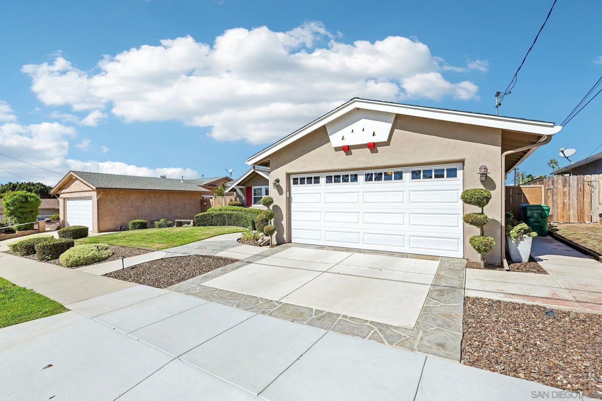 4814 Mount Saint Helens