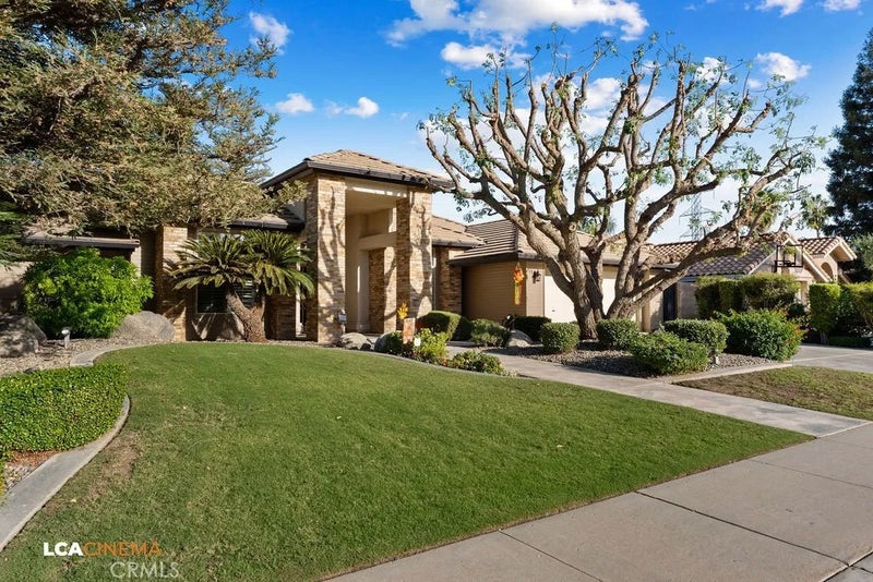 2512 Oak View Court