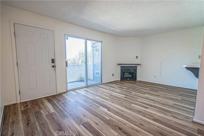 18209 Sierra Highway 56