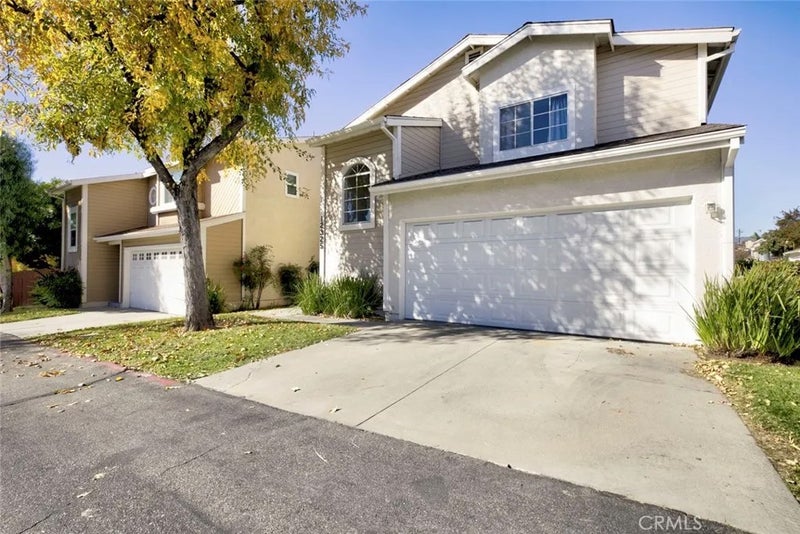 12325 Sweetbriar