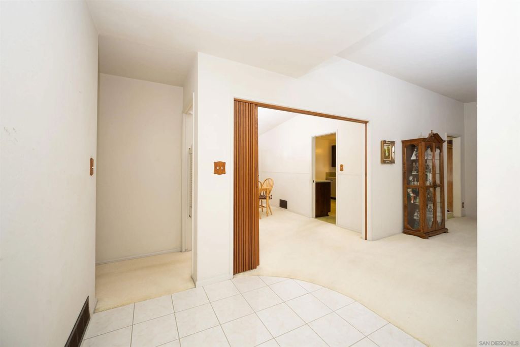 Photo of 2550 Greyling Dr, San Diego, CA 92123 (MLS # 260002244)