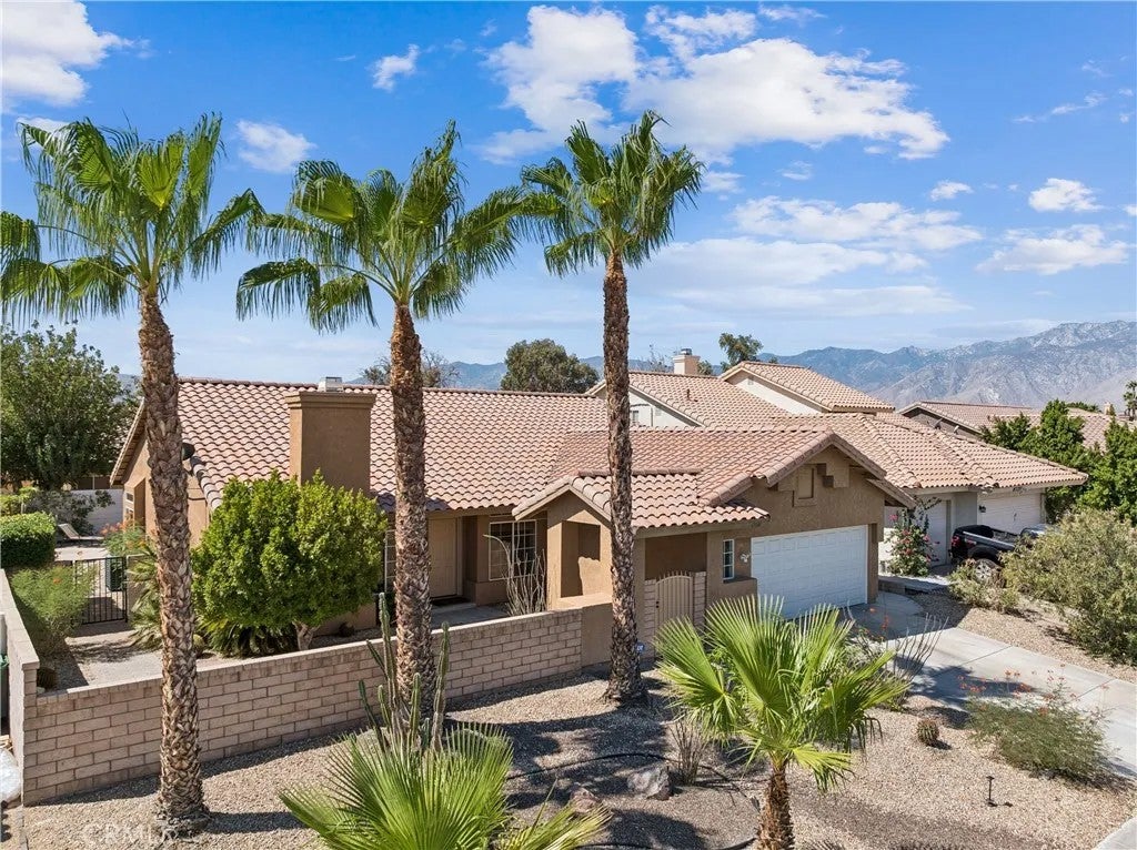 69921 Willow Lane