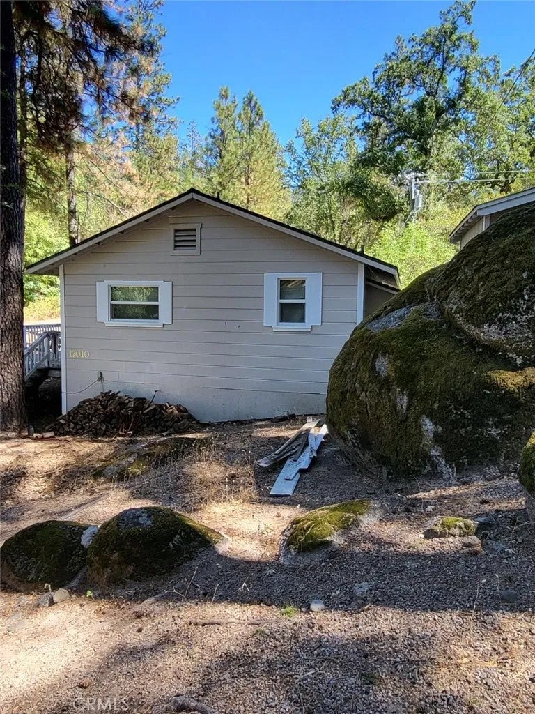 17010 State Highway 175