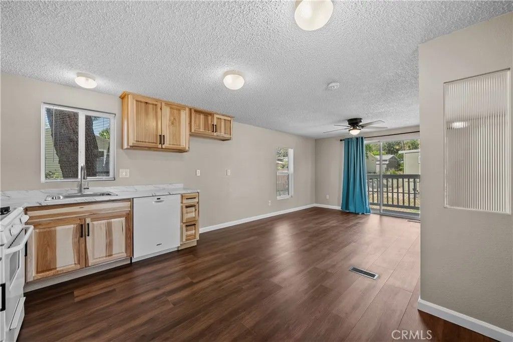 Photo of 29021 Bouquet Canyon #318, Saugus, CA 91390 (MLS # SR26092658)