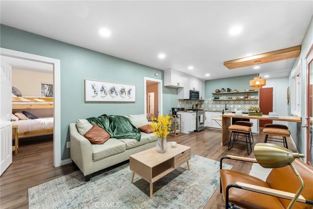 Photo of 668 Mormon Springs, Crestline, CA 92325 (MLS # CV25282120)