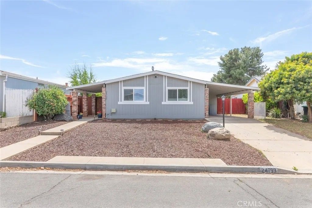 Photo of 24799 Split Rail Rd, Wildomar, CA 92595 (MLS # SW26071575)