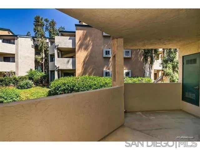 9725 Mesa Springs 184
