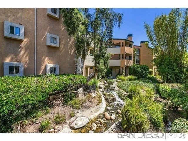 9725 Mesa Springs 184