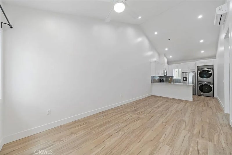 2618 Glendale