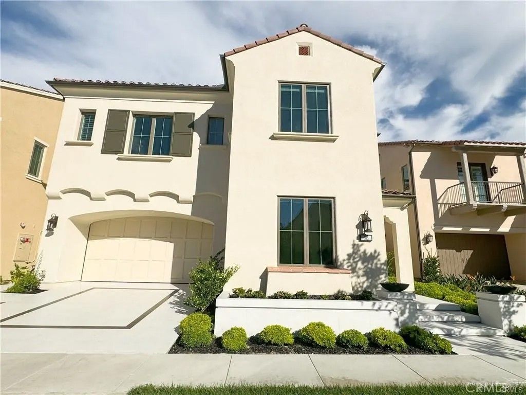 Photo of 105 green Ridge, Irvine, CA 92602 (MLS # TR25267676)