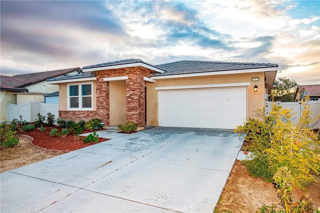 Photo of 44123 Pagoda Way, Lancaster, CA 93536 (MLS # SR25274253)