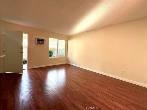 Photo of 414 Mariposa Avenue #B, Sierra Madre, CA 91024 (MLS # AR26061453)