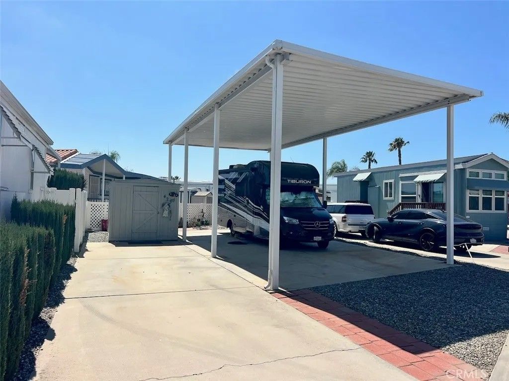 Photo of 1295 S Cawston #423 AVE, Hemet, CA 92545 (MLS # SW26099274)