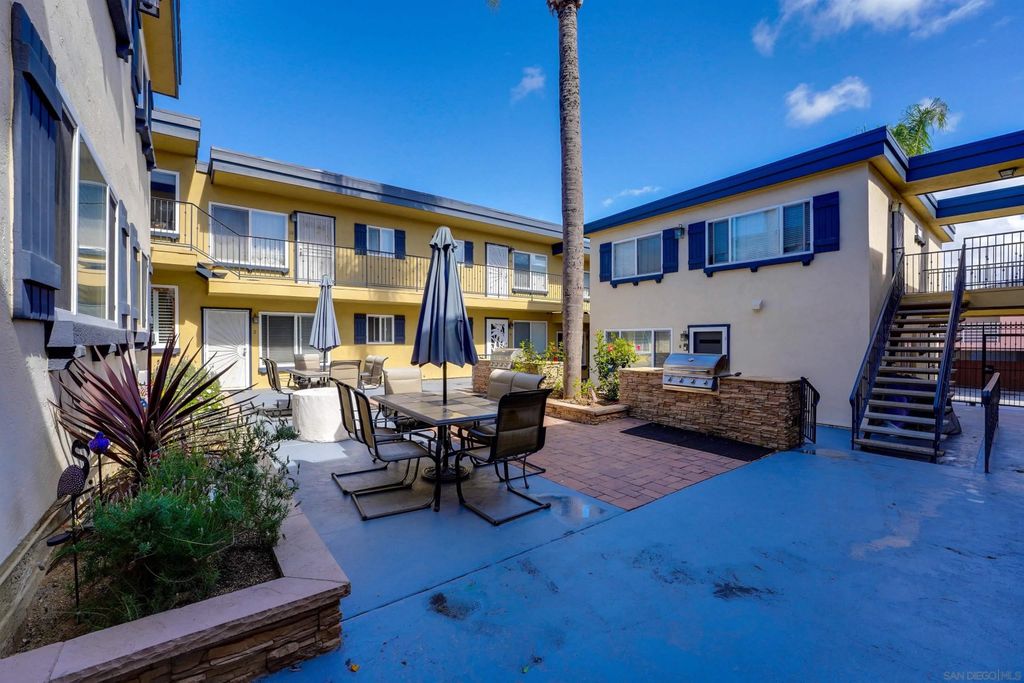Photo of 589 11Th St #9, Imperial Beach, CA 91932 (MLS # 250042239)
