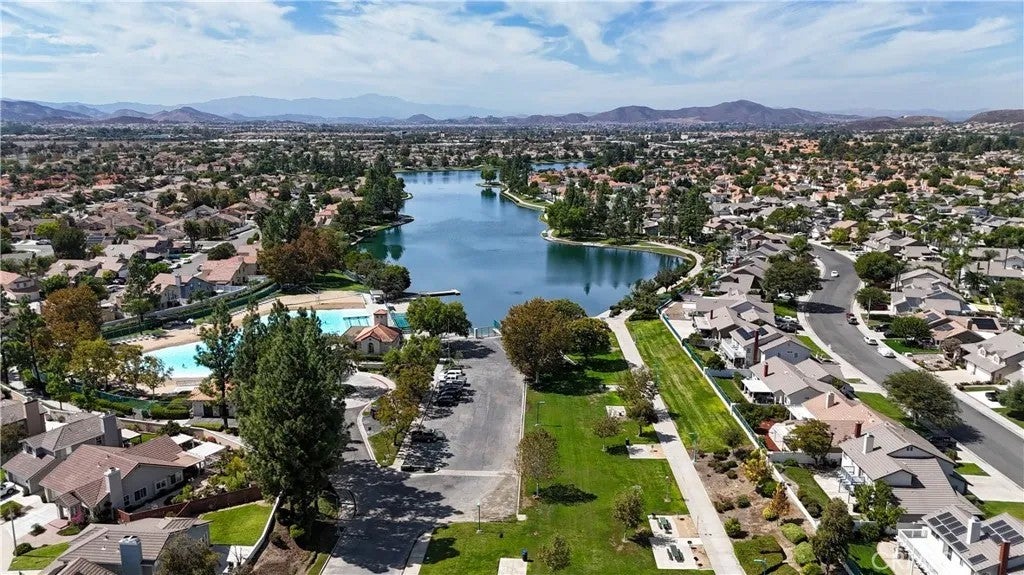 28808 Bridge Water Lane
