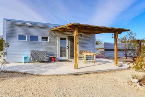 Tiny photo for 2653 Meldora, 29 Palms, CA 92277 (MLS # JT25272136)
