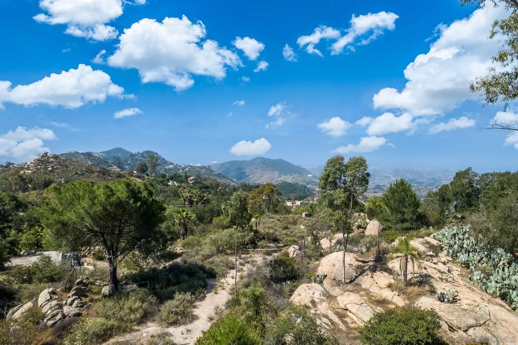 Photo of 0 Rainbow Heights Rd, Fallbrook, CA 92028 (MLS # 250042999)