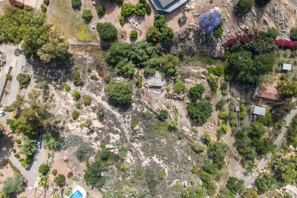 Photo of 0 Rainbow Heights Rd, Fallbrook, CA 92028 (MLS # 250042999)