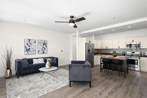 Tiny photo for 1551 4Th Avenue #611, San Diego, CA 92101 (MLS # NDP2508050)
