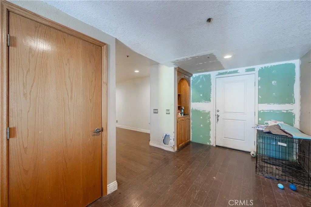 8138 Clayvale
