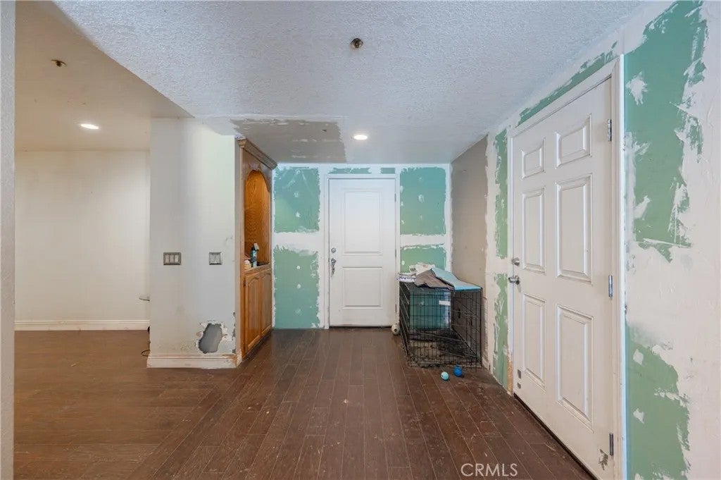 8138 Clayvale