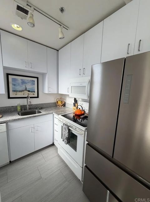 Tiny photo for 702 Ash Street #500, San Diego, CA 92101 (MLS # PTP2600282)