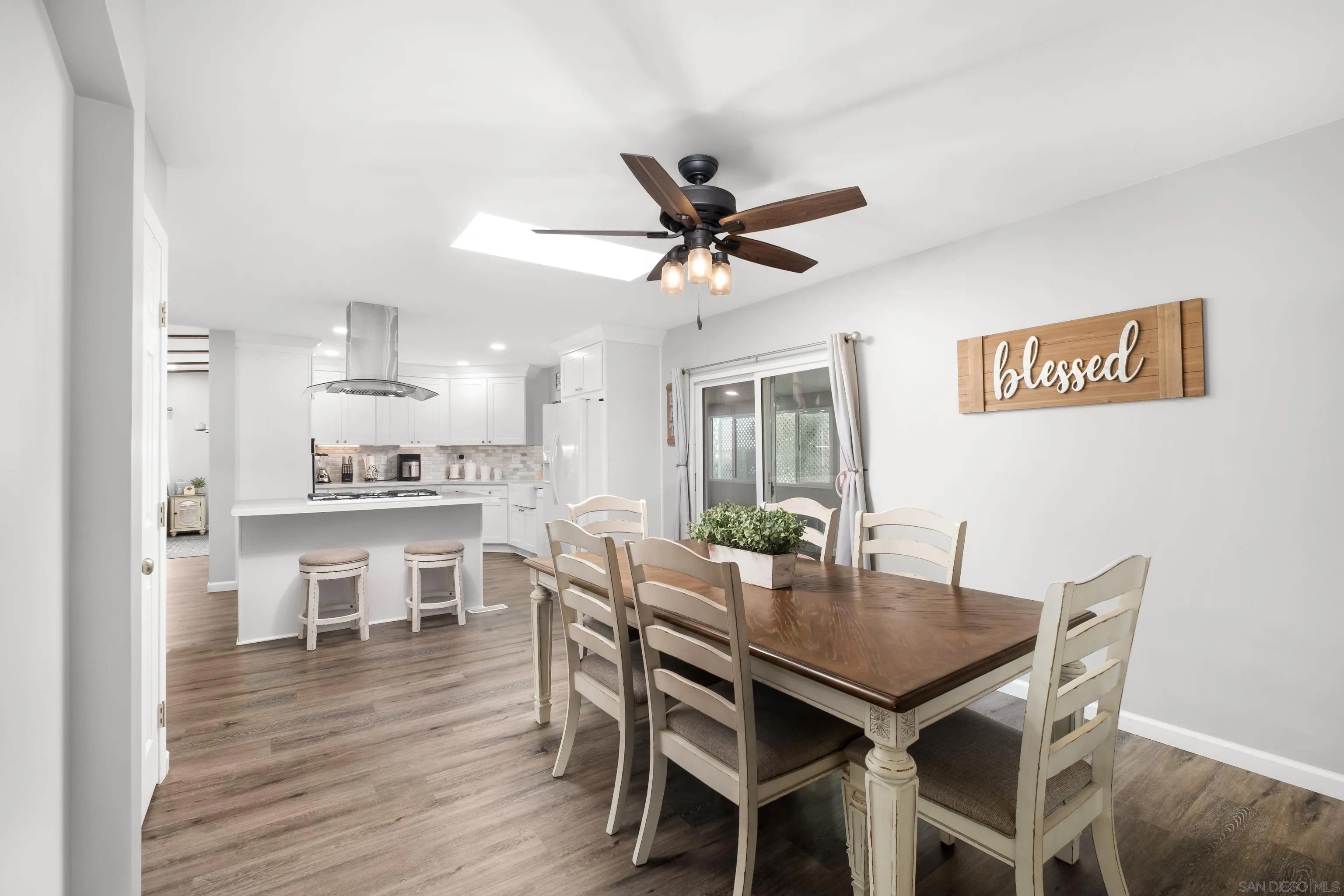 3340 Del Sol SPC 223