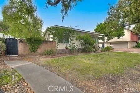 835 E Foothill Boulevard