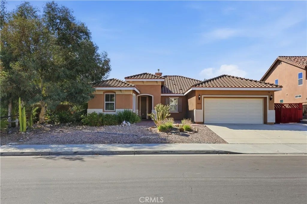 Photo of 33616 Magnetite Street, Menifee, CA 92584 (MLS # SR26218992)