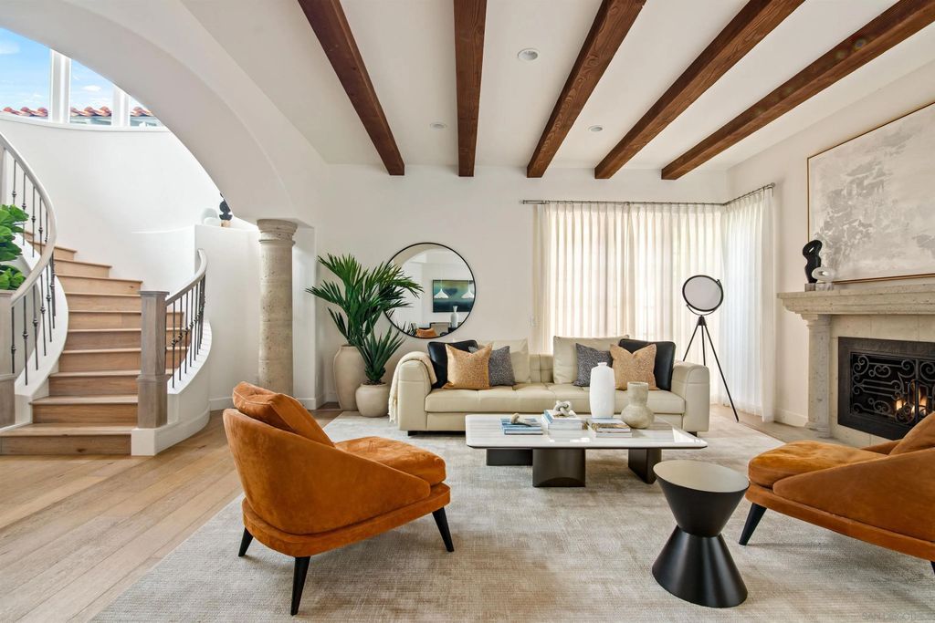 Photo of 7729 Ivanhoe Avenue, La Jolla, CA 92037 (MLS # 250040268)