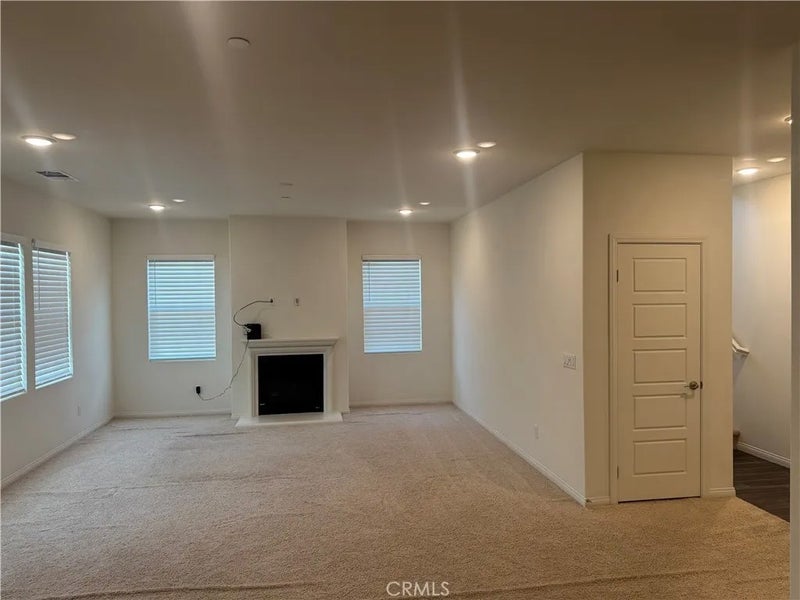 28582 Buttercup Way