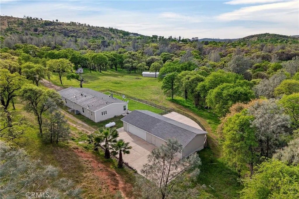 Photo of 97 Gold Mountain, Bangor, CA 95914 (MLS # SN26053082)