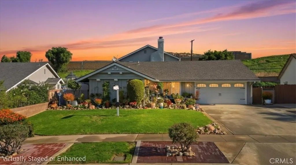 Photo of 515 Newhall Dr, Corona, CA 92879 (MLS # SW26009016)