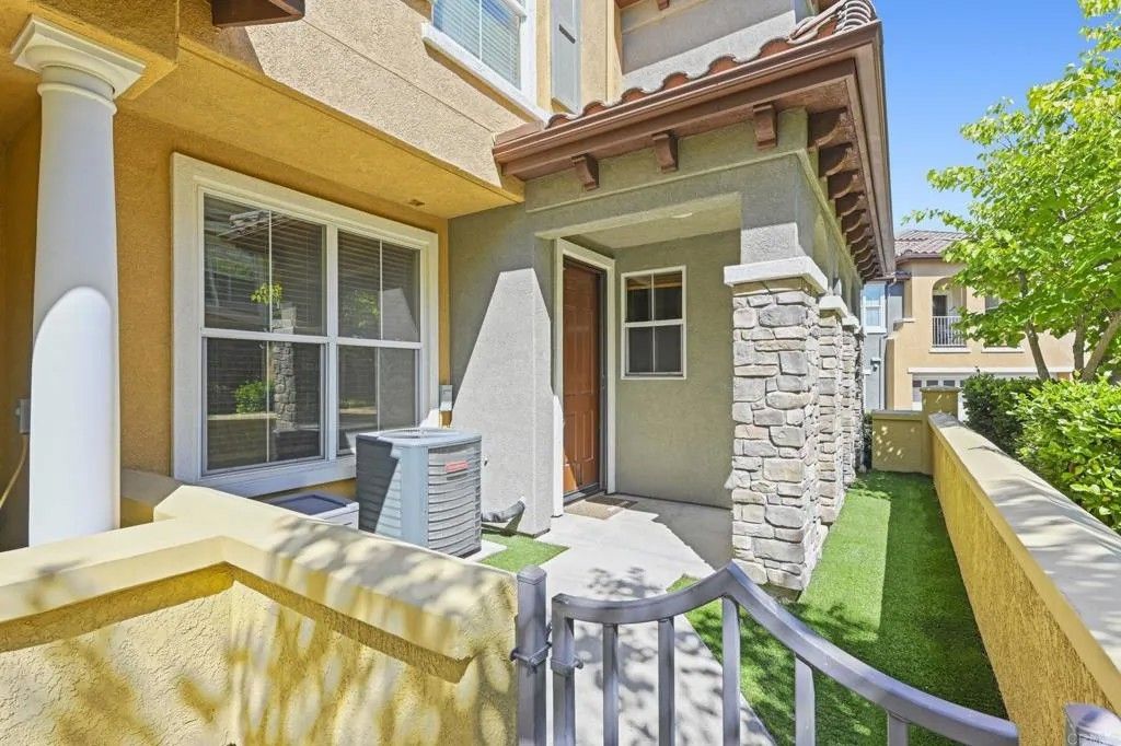 Photo of 1113 Goddard Street, San Marcos, CA 92078 (MLS # NDP2600024)