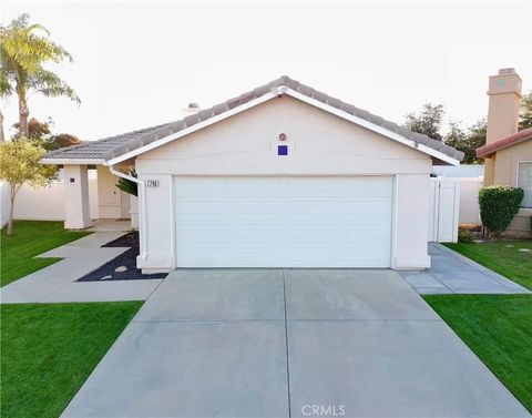Photo of 7748 Morningside Ln, Highlands, CA 92346 (MLS # CV26006879)