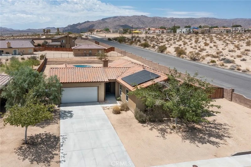 74103 Manana Drive