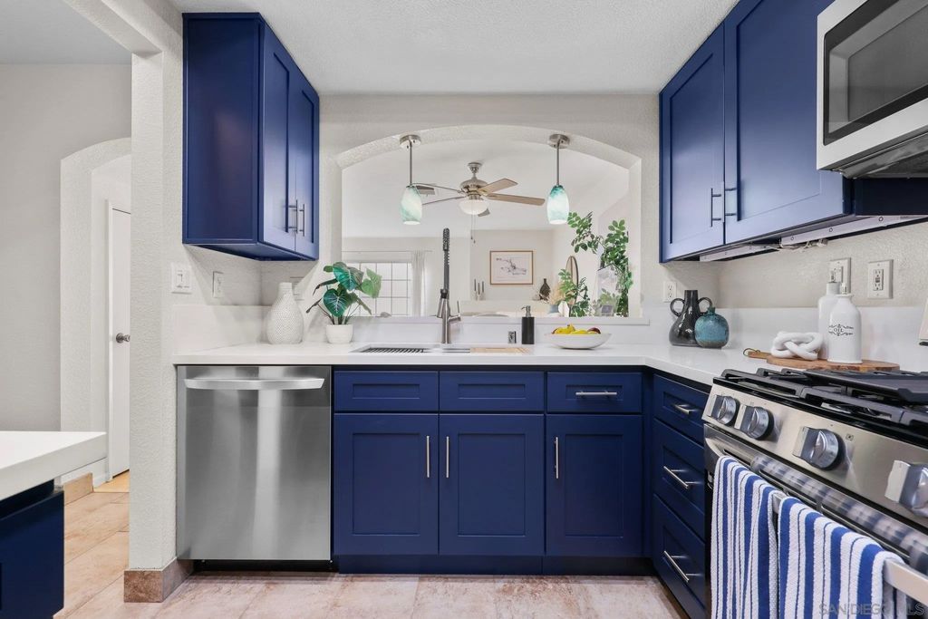 Photo of 740 Breeze Hill Rd #193, Vista, CA 92081 (MLS # 260001871)