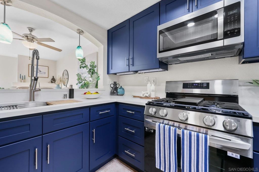 Photo of 740 Breeze Hill Rd #193, Vista, CA 92081 (MLS # 260001871)